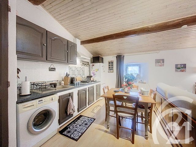 Appartement à louer - 2 pièces - 35.79 m2 - L ISLE SUR LA SORGUE - 84 - PROVENCE-ALPES-COTE-D-AZUR - Century 21 Coeur De Provence