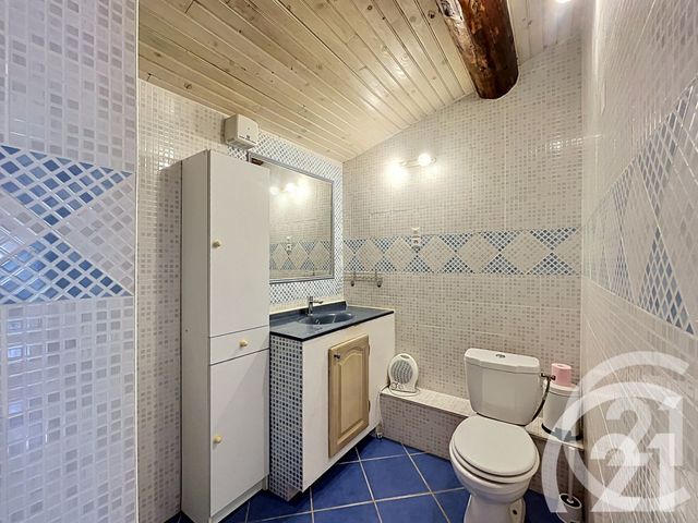 Appartement à louer - 2 pièces - 35.79 m2 - L ISLE SUR LA SORGUE - 84 - PROVENCE-ALPES-COTE-D-AZUR - Century 21 Coeur De Provence