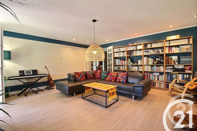 maison à louer - 4 pièces - 133.4 m2 - PLAN D ORGON - 13 - PROVENCE-ALPES-COTE-D-AZUR - Century 21 Coeur De Provence