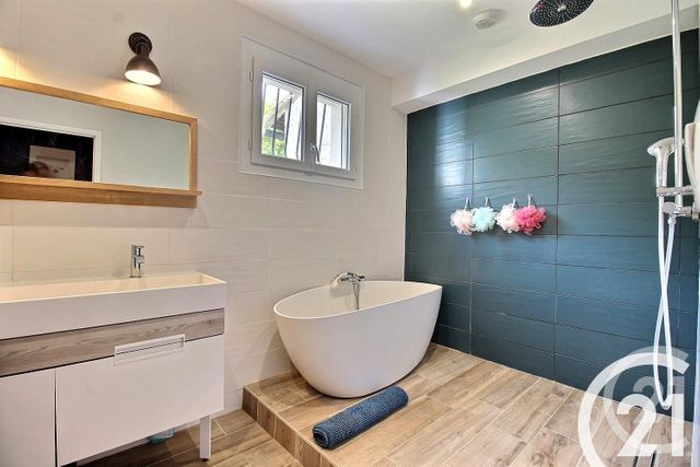 maison à louer - 4 pièces - 133.4 m2 - PLAN D ORGON - 13 - PROVENCE-ALPES-COTE-D-AZUR - Century 21 Coeur De Provence