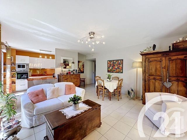 Appartement F4 à vendre - 4 pièces - 85.5 m2 - CAVAILLON - 84 - PROVENCE-ALPES-COTE-D-AZUR - Century 21 Coeur De Provence