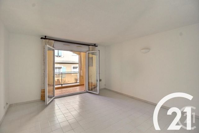Appartement F3 à louer - 3 pièces - 70.74 m2 - CAVAILLON - 84 - PROVENCE-ALPES-COTE-D-AZUR - Century 21 Coeur De Provence