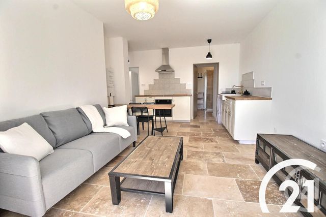Appartement T2 à louer - 2 pièces - 39.22 m2 - CAUMONT SUR DURANCE - 84 - PROVENCE-ALPES-COTE-D-AZUR - Century 21 Coeur De Provence