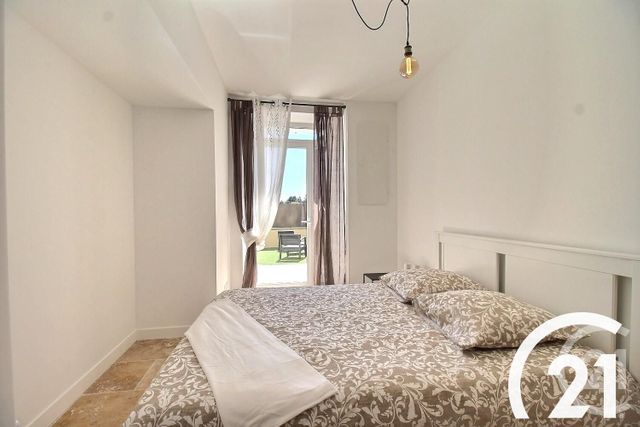 Appartement T2 à louer - 2 pièces - 39.22 m2 - CAUMONT SUR DURANCE - 84 - PROVENCE-ALPES-COTE-D-AZUR - Century 21 Coeur De Provence