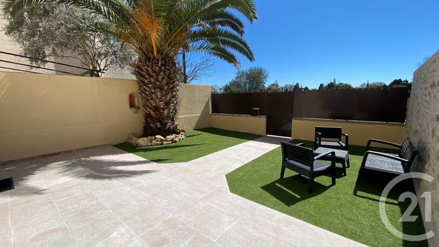 Appartement T2 à louer - 2 pièces - 39.22 m2 - CAUMONT SUR DURANCE - 84 - PROVENCE-ALPES-COTE-D-AZUR - Century 21 Coeur De Provence