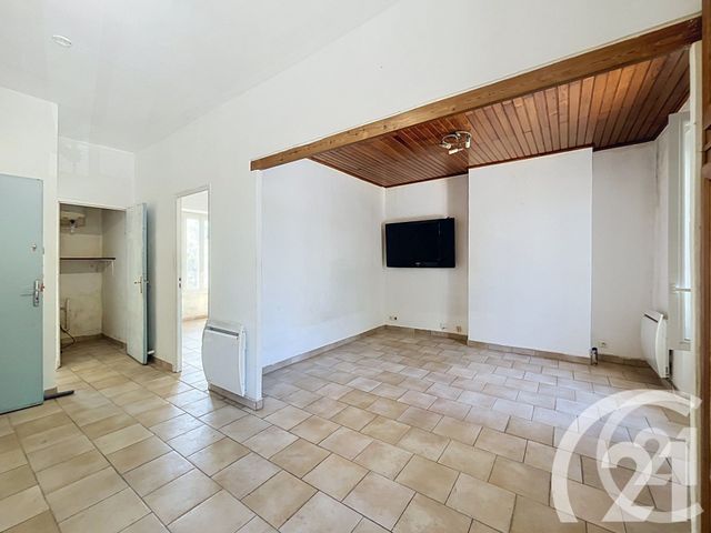 Appartement T2 à vendre - 2 pièces - 41.86 m2 - CAVAILLON - 84 - PROVENCE-ALPES-COTE-D-AZUR - Century 21 Coeur De Provence