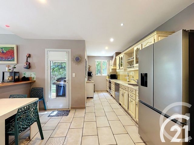 maison à vendre - 6 pièces - 166.9 m2 - CAVAILLON - 84 - PROVENCE-ALPES-COTE-D-AZUR - Century 21 Coeur De Provence