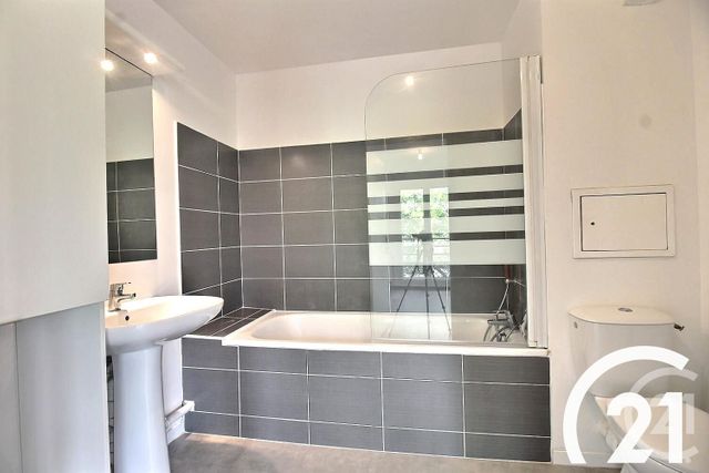 Appartement T2 à vendre - 2 pièces - 37.23 m2 - CAVAILLON - 84 - PROVENCE-ALPES-COTE-D-AZUR - Century 21 Coeur De Provence