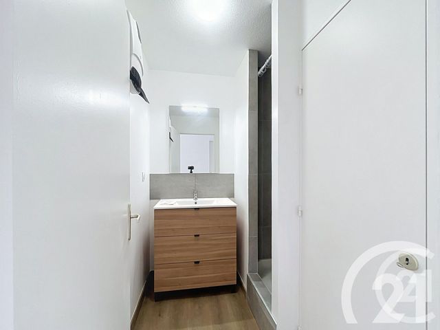 Appartement à louer - 2 pièces - 40.0 m2 - CAVAILLON - 84 - PROVENCE-ALPES-COTE-D-AZUR - Century 21 Coeur De Provence