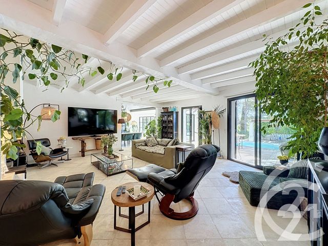 maison à vendre - 5 pièces - 176.92 m2 - TAILLADES - 84 - PROVENCE-ALPES-COTE-D-AZUR - Century 21 Coeur De Provence