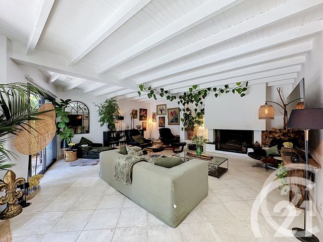 maison à vendre - 5 pièces - 176.92 m2 - TAILLADES - 84 - PROVENCE-ALPES-COTE-D-AZUR - Century 21 Coeur De Provence