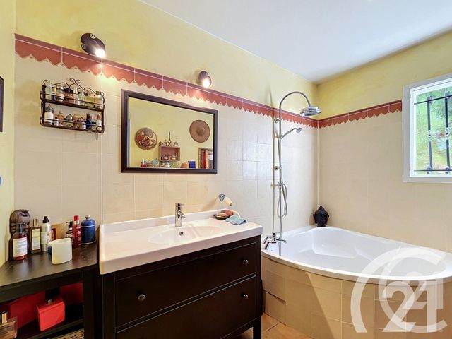 maison à vendre - 5 pièces - 131.0 m2 - ROBION - 84 - PROVENCE-ALPES-COTE-D-AZUR - Century 21 Coeur De Provence