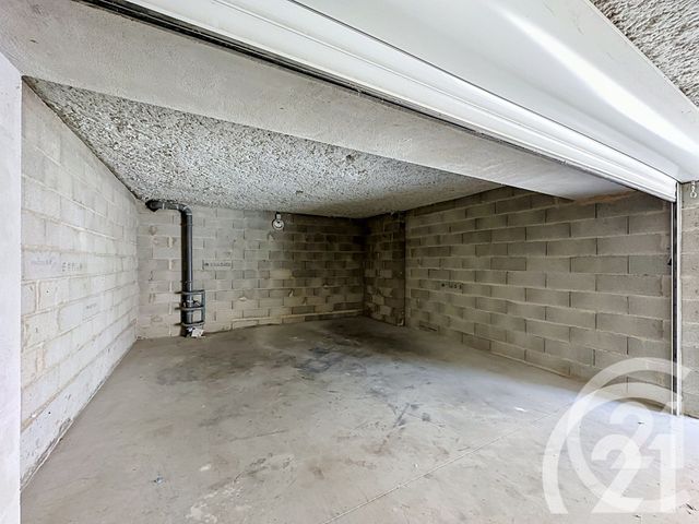parking à vendre - 21.5 m2 - CAVAILLON - 84 - PROVENCE-ALPES-COTE-D-AZUR - Century 21 Coeur De Provence