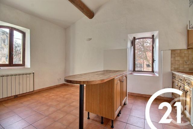 Appartement T3 à louer - 2 pièces - 69.64 m2 - EYGALIERES - 13 - PROVENCE-ALPES-COTE-D-AZUR - Century 21 Coeur De Provence