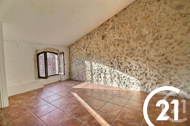 Appartement T3 à louer - 2 pièces - 69.64 m2 - EYGALIERES - 13 - PROVENCE-ALPES-COTE-D-AZUR - Century 21 Coeur De Provence