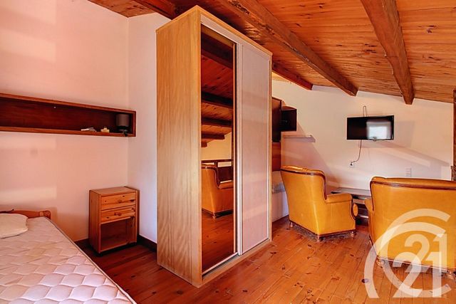 Appartement à louer - 2 pièces - 48.4 m2 - MAUBEC - 84 - PROVENCE-ALPES-COTE-D-AZUR - Century 21 Coeur De Provence