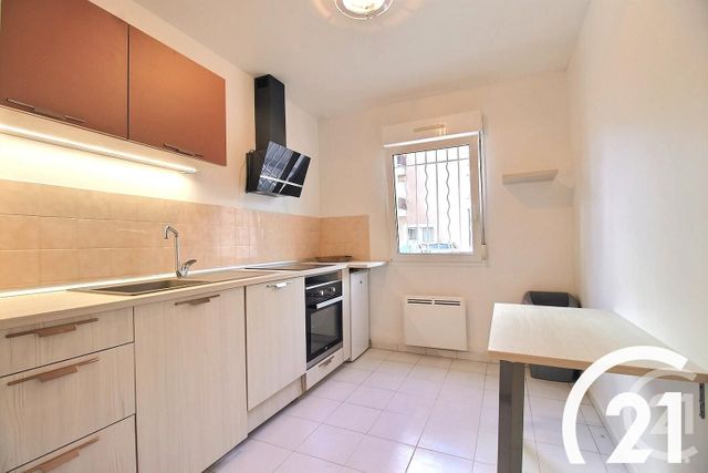 Appartement T2 à louer - 2 pièces - 54.0 m2 - CAVAILLON - 84 - PROVENCE-ALPES-COTE-D-AZUR - Century 21 Coeur De Provence
