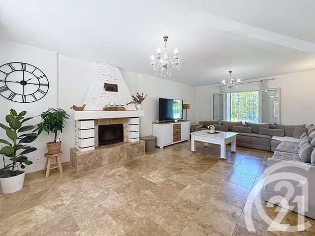 maison à vendre - 8 pièces - 238.0 m2 - CAVAILLON - 84 - PROVENCE-ALPES-COTE-D-AZUR - Century 21 Coeur De Provence