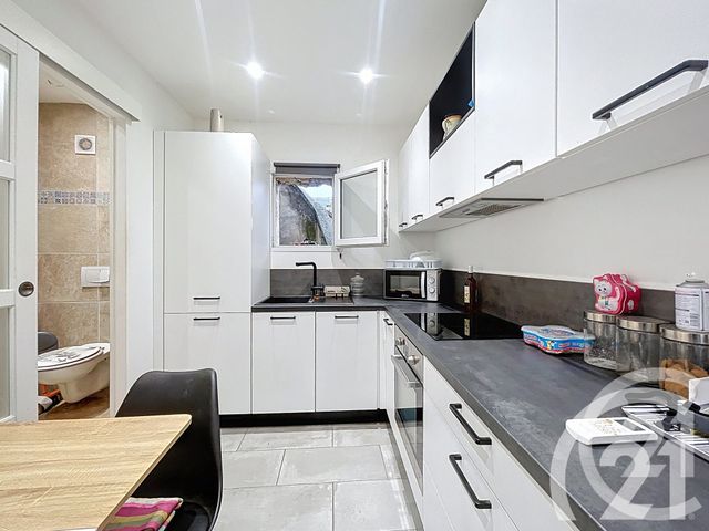 Appartement à vendre - 2 pièces - 46.4 m2 - MAUBEC - 84 - PROVENCE-ALPES-COTE-D-AZUR - Century 21 Coeur De Provence