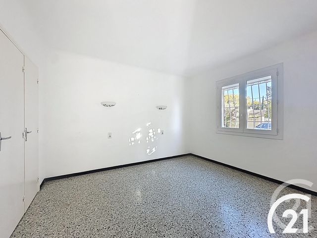 Afficher la photo en grand maison à vendre - 4 pièces - 75.21 m2 - TAILLADES - 84 - PROVENCE-ALPES-COTE-D-AZUR - Century 21 Coeur De Provence