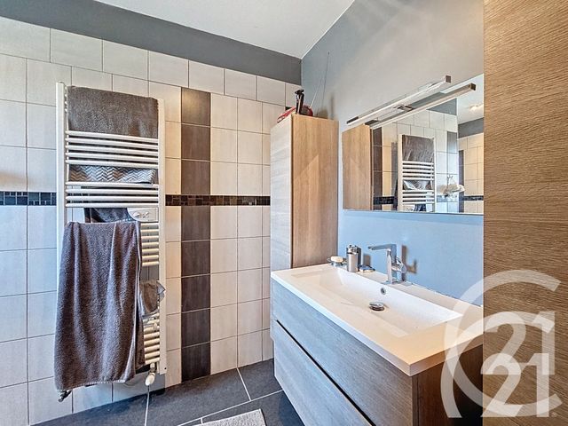 maison à vendre - 6 pièces - 203.14 m2 - TAILLADES - 84 - PROVENCE-ALPES-COTE-D-AZUR - Century 21 Coeur De Provence