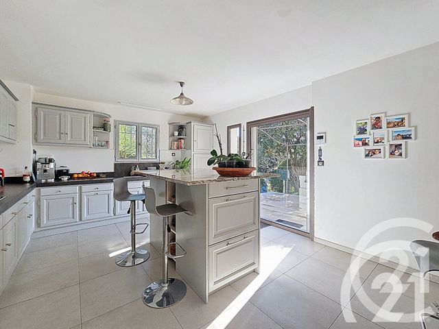 maison à vendre - 6 pièces - 203.14 m2 - TAILLADES - 84 - PROVENCE-ALPES-COTE-D-AZUR - Century 21 Coeur De Provence
