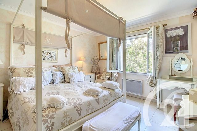 maison à vendre - 5 pièces - 135.0 m2 - TAILLADES - 84 - PROVENCE-ALPES-COTE-D-AZUR - Century 21 Coeur De Provence