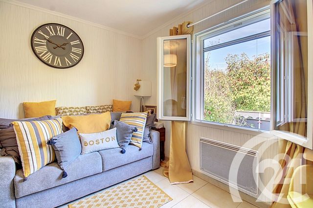maison à vendre - 5 pièces - 135.0 m2 - TAILLADES - 84 - PROVENCE-ALPES-COTE-D-AZUR - Century 21 Coeur De Provence