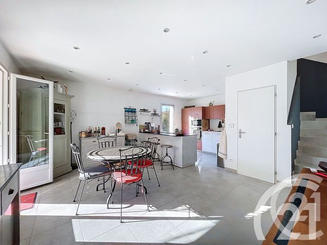 maison à vendre - 5 pièces - 113.0 m2 - ROBION - 84 - PROVENCE-ALPES-COTE-D-AZUR - Century 21 Coeur De Provence